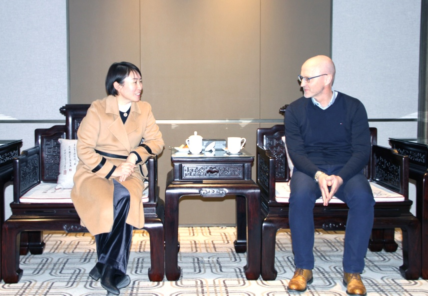 市委常委、臨朐縣委書記劉艷芳會見德國曼胡默爾集團客人